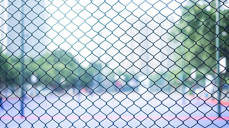 Как выбрать сетку рабицу для забора?