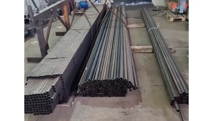 трубу профильную Б/Ш квадратную 100x100 4 мм 09Г2С купить в Уфе