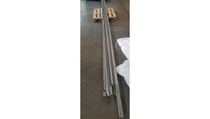 Уголок нержавеющий 250x250x25 мм AISI 304 фото уголок нержавеющий 250x250x25 мм AISI 304 купить в Уфе