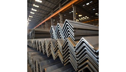 уголок стальной горячекатаный неравнополочный 32x20x4 мм Ст3пс купить в Уфе