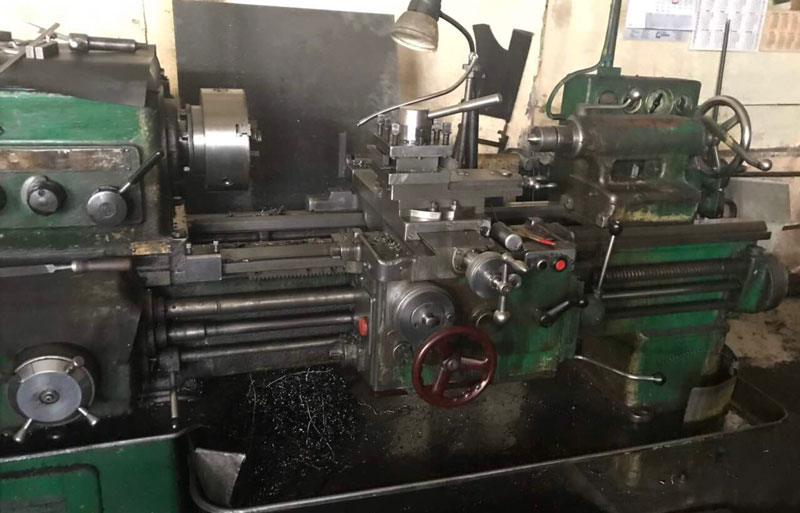 Токарный станок